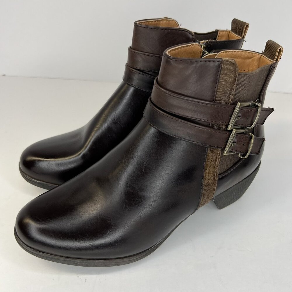 Bay Studio Brooklyn Brown Womens Size 7.5 Zippered Boots Almond Toe Block Heel